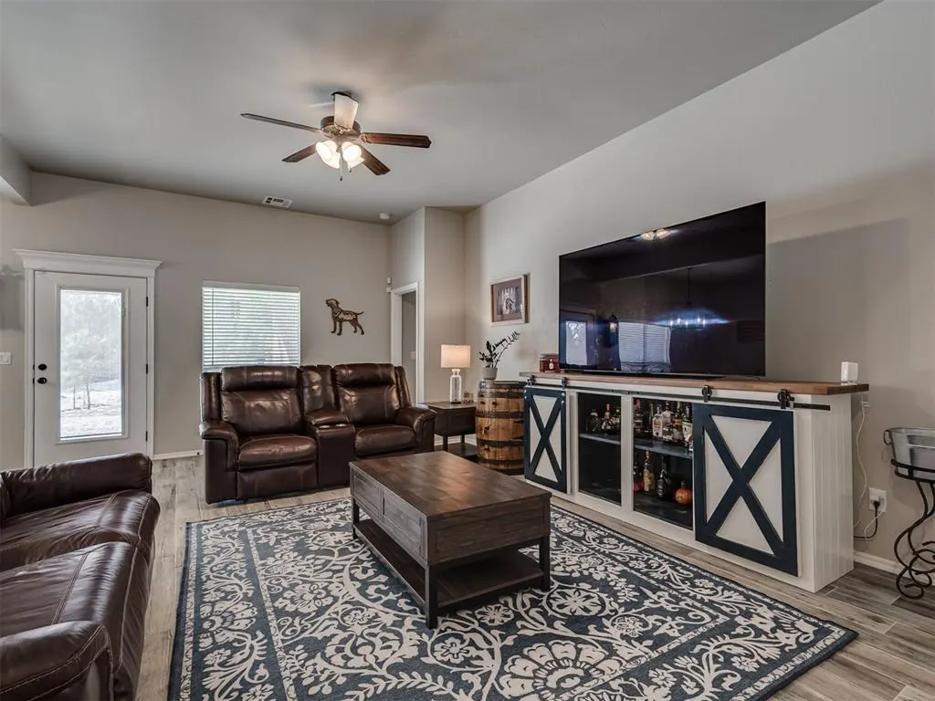Photo 6 — 19210 Hidden Pines Drive, Norman, OK 73026