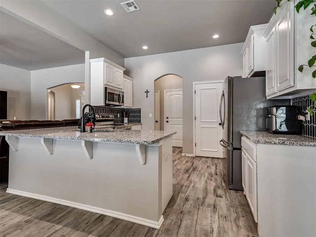 Photo 10 — 19210 Hidden Pines Drive, Norman, OK 73026