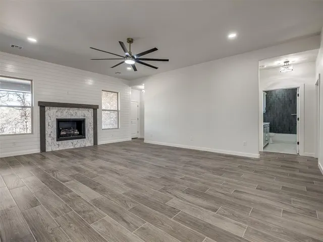 Photo 7 — 10924 Sandstone Ridge Way, Guthrie, OK 73044