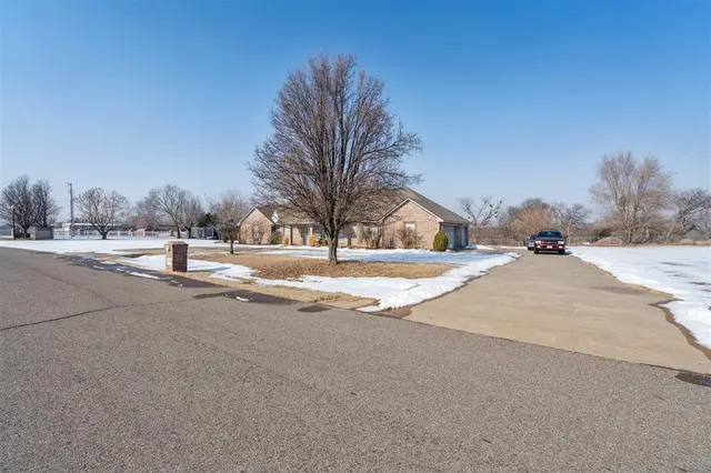 Photo 6 — 1617 SE 5th Street, Newcastle, OK 73065