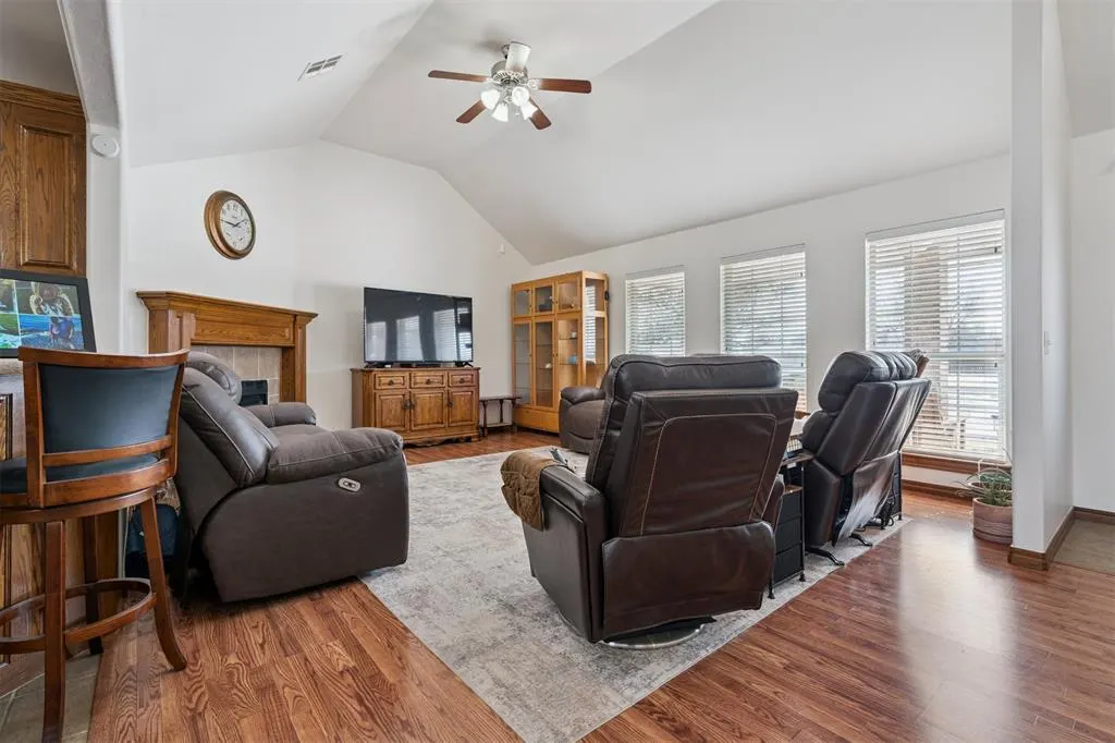Photo 9 — 1617 SE 5th Street, Newcastle, OK 73065