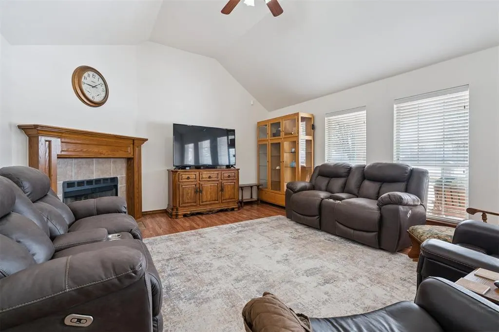 Photo 10 — 1617 SE 5th Street, Newcastle, OK 73065