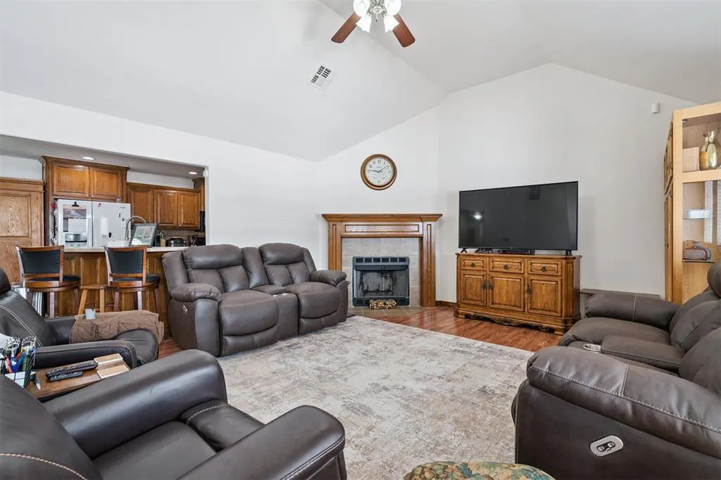 Photo 12 — 1617 SE 5th Street, Newcastle, OK 73065