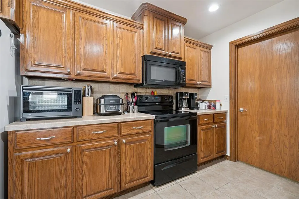 Photo 18 — 1617 SE 5th Street, Newcastle, OK 73065