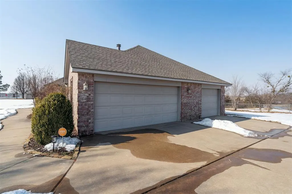 Photo 44 — 1617 SE 5th Street, Newcastle, OK 73065