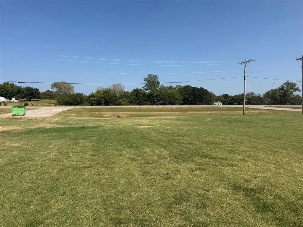 Photo 8 — 55968 Moccasin Tail Road, Prague, OK 74864