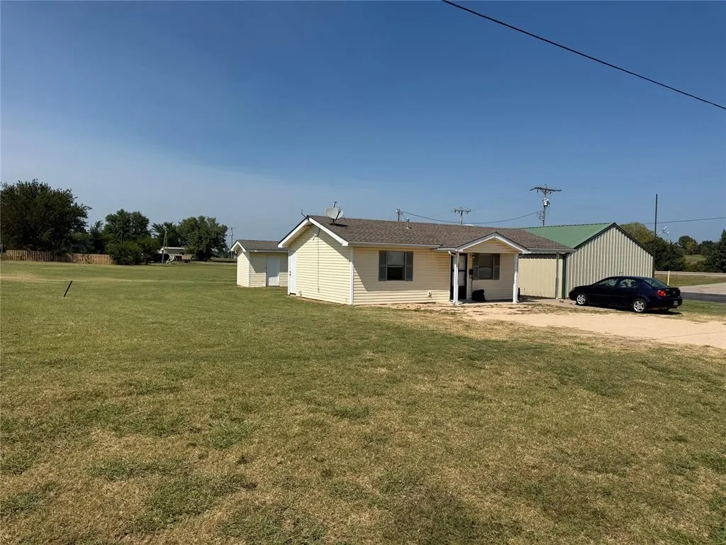 Photo 16 — 55968 Moccasin Tail Road, Prague, OK 74864