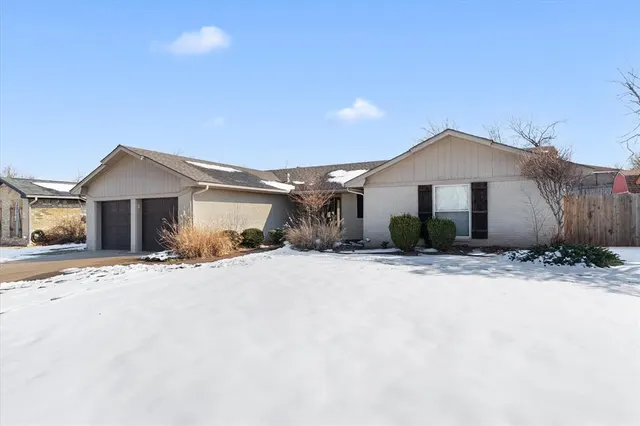 Photo 3 — 4009 Pine Ridge Road, Shawnee, OK 74804