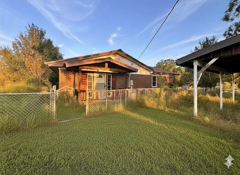 Photo 3 — 1792 Holly Creek Road, Broken Bow, OK 74728
