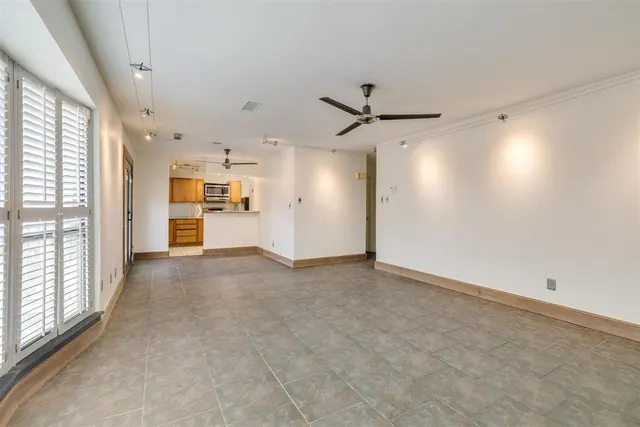 Photo 3 — 2527 NW 62nd Street 214, Oklahoma City, OK 73112