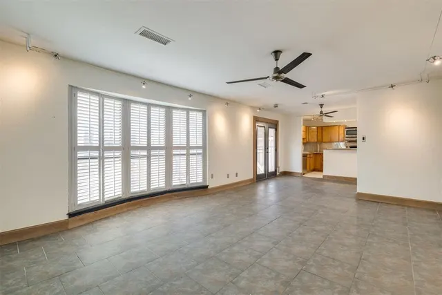 Photo 4 — 2527 NW 62nd Street 214, Oklahoma City, OK 73112