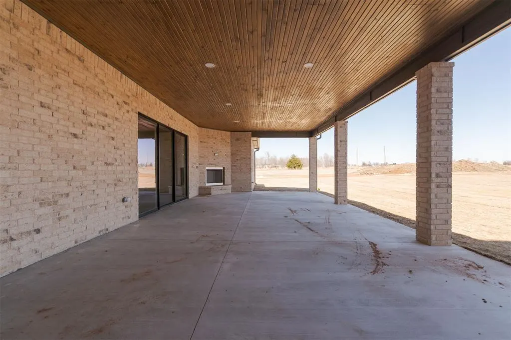 Photo 34 — 2439 Friend Circle, Chickasha, OK 73018