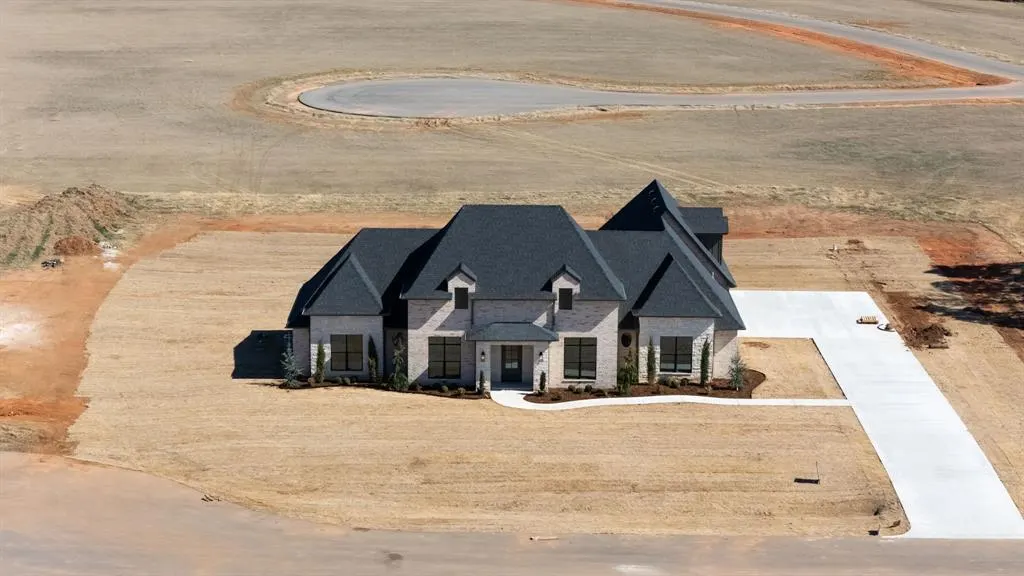 Photo 39 — 2439 Friend Circle, Chickasha, OK 73018