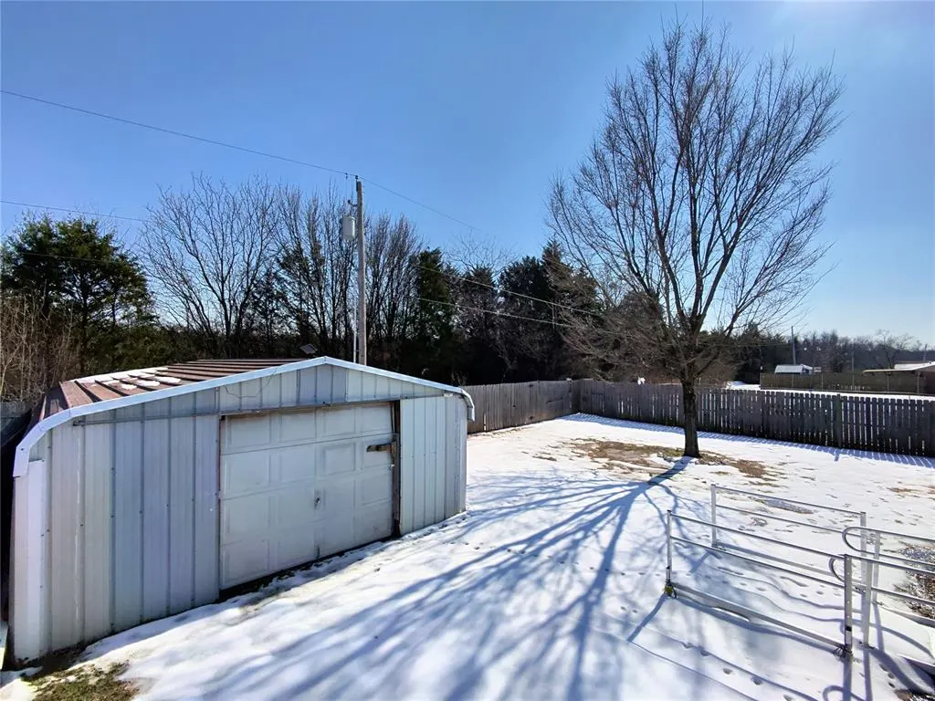 Photo 4 — 1605 Fieldstone Lane, Tecumseh, OK 74873
