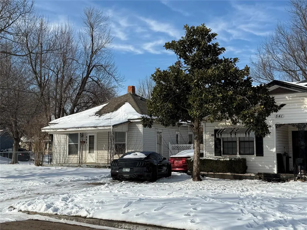 Photo 2 — 541 SW 26th Street, Oklahoma City, OK 73109