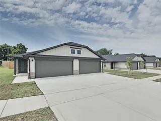 Sold home at 1300 NW 111TH Street