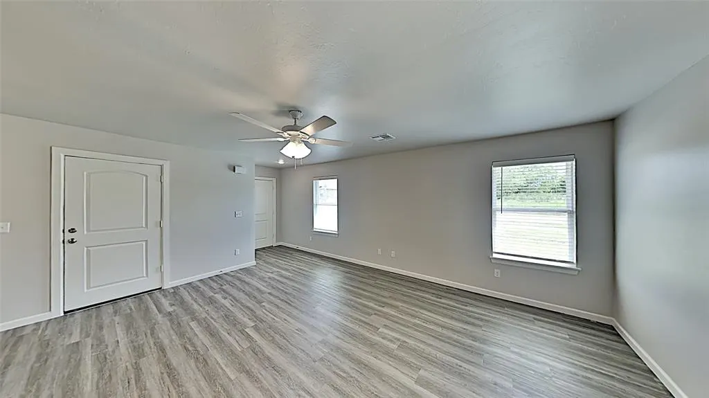 Photo 5 — 1300 NW 111TH Street, Oklahoma City, OK 73114