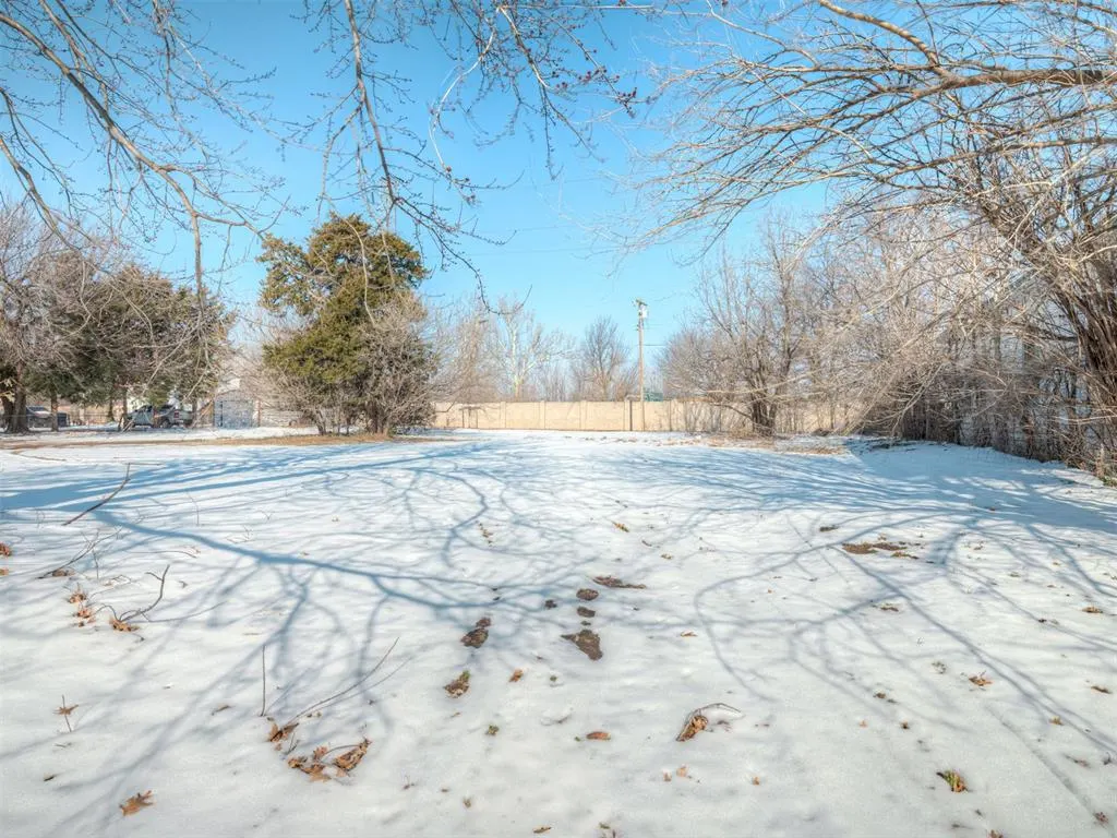 Photo 7 — 543 SW 10th Street, Oklahoma City, OK 73109