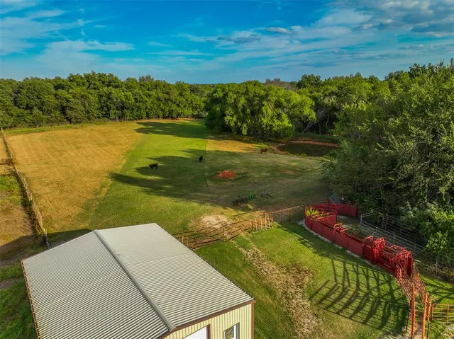 Photo 4 — 12951 N County Road 3250, Pauls Valley, OK 73075