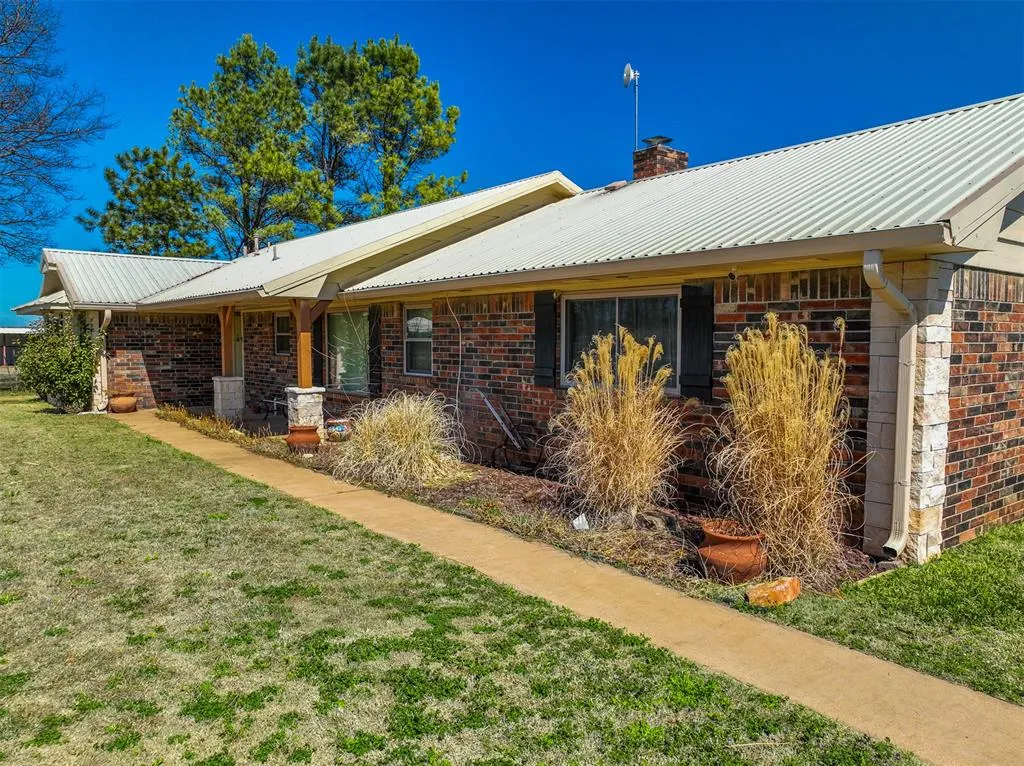 Photo 24 — 12951 N County Road 3250, Pauls Valley, OK 73075