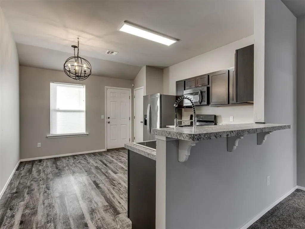 Photo 10 — 1865 Jack Rabbit Lane, El Reno, OK 73036