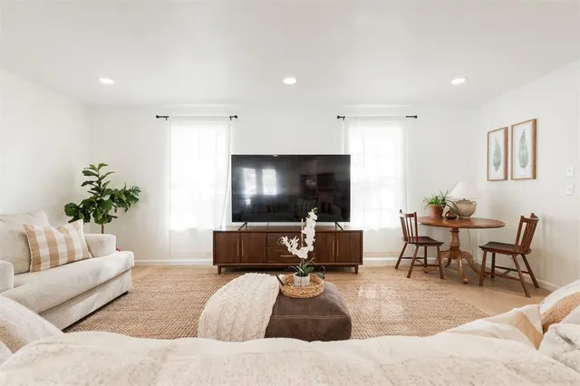Photo 5 — 1221 Briarwood Drive, Edmond, OK 73034