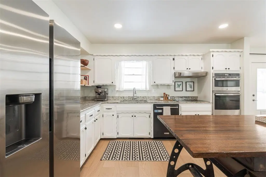 Photo 12 — 1221 Briarwood Drive, Edmond, OK 73034
