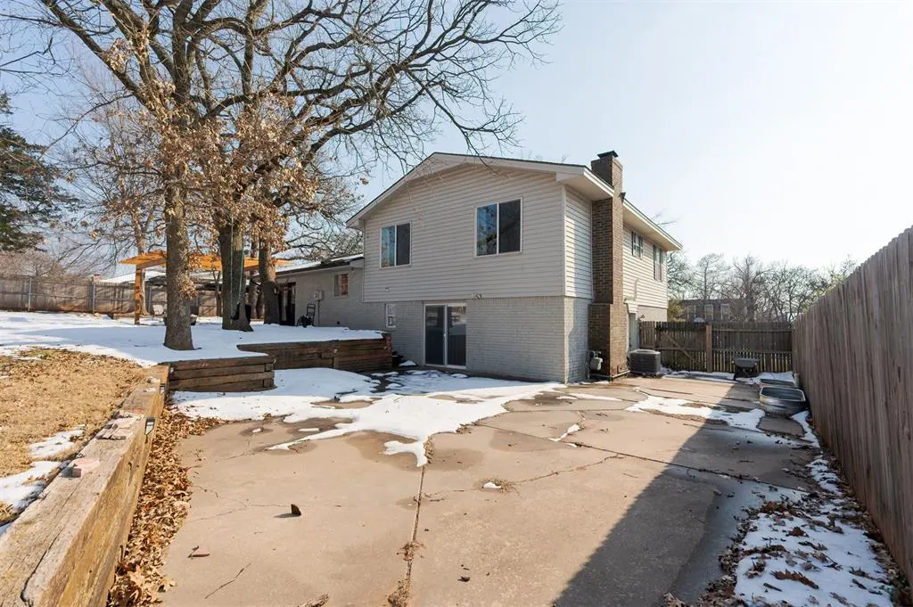 Photo 43 — 1221 Briarwood Drive, Edmond, OK 73034