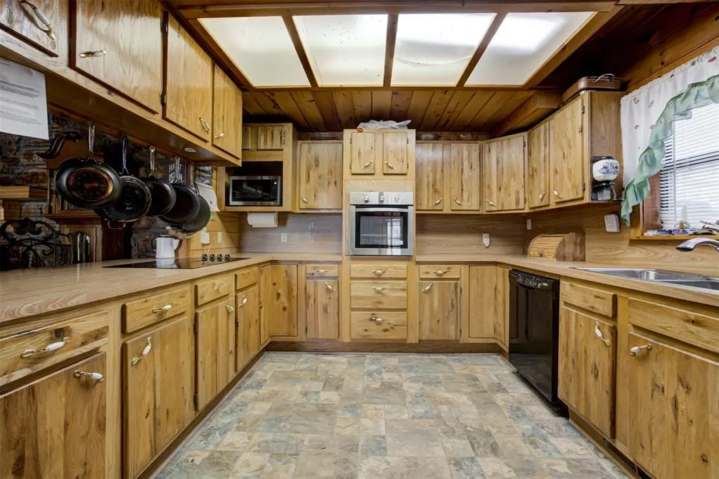Photo 11 — 10 Timber Oaks Road, McLoud, OK 74851