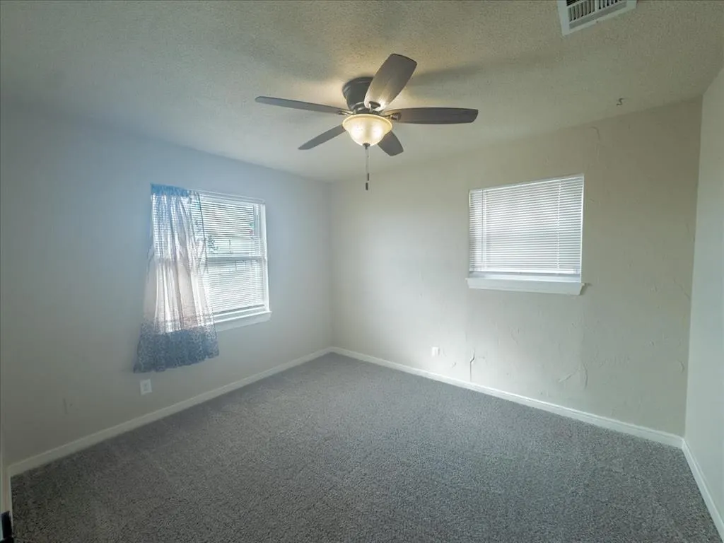 Photo 13 — 25025 100th Street, Maysville, OK 73057