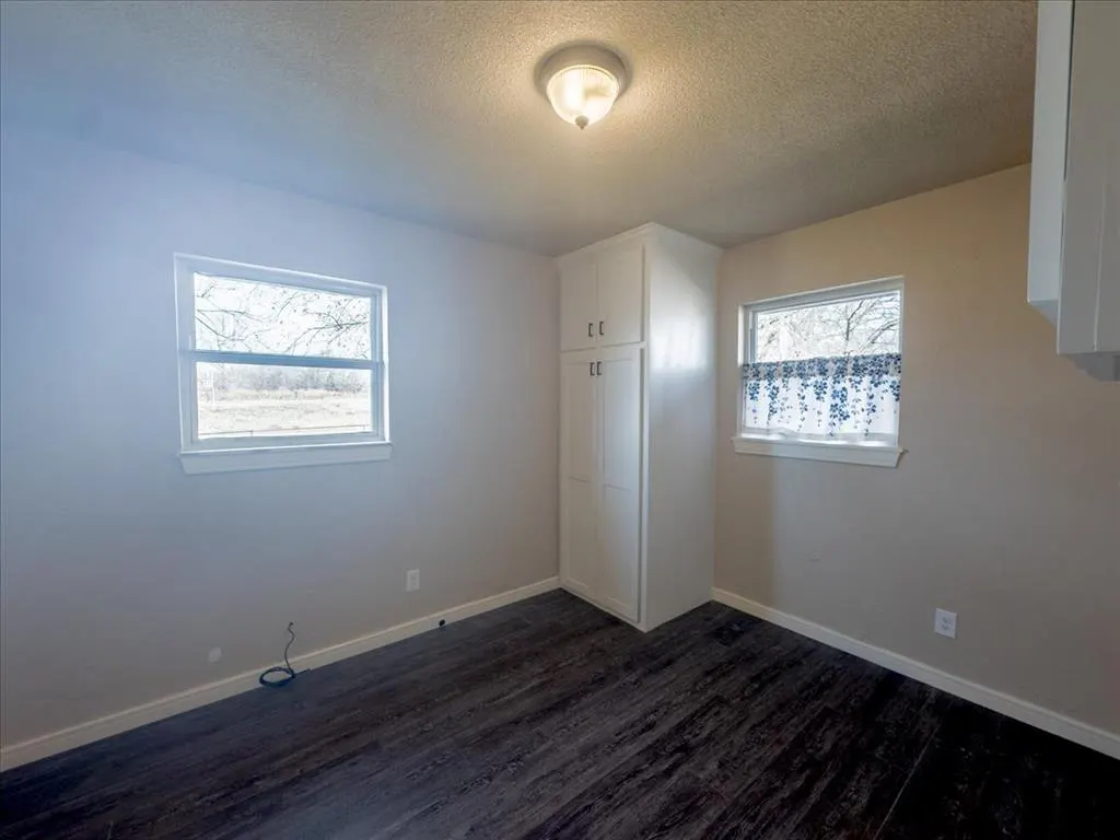 Photo 19 — 25025 100th Street, Maysville, OK 73057