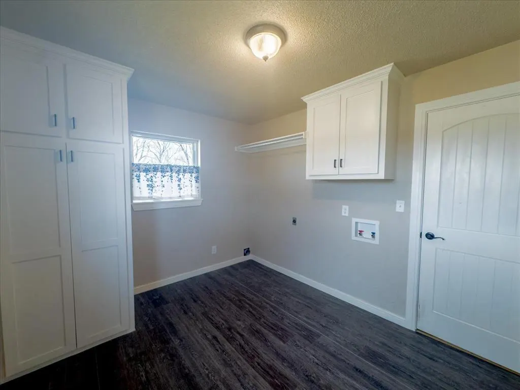 Photo 20 — 25025 100th Street, Maysville, OK 73057