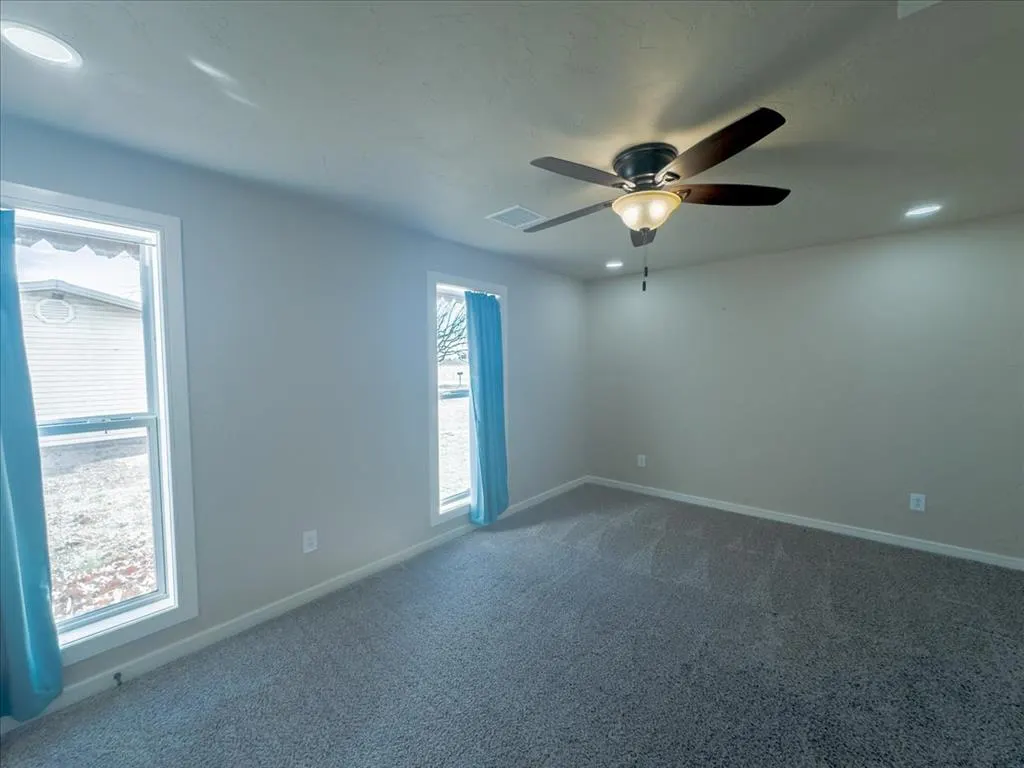 Photo 21 — 25025 100th Street, Maysville, OK 73057