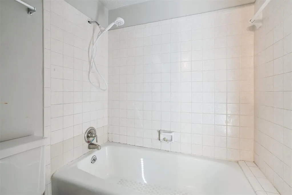 Photo 20 — 11608 Kings Circle, Oklahoma City, OK 73162