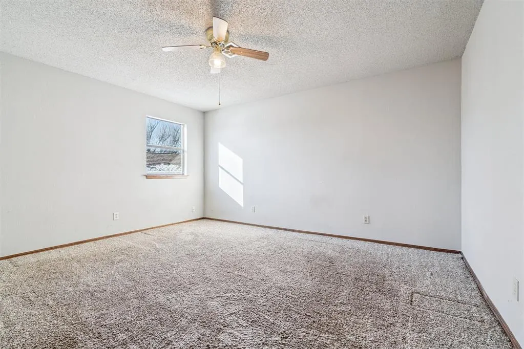 Photo 24 — 11608 Kings Circle, Oklahoma City, OK 73162
