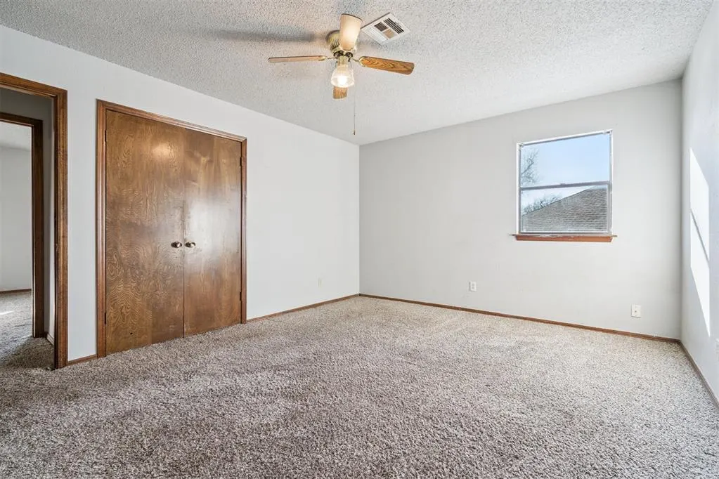 Photo 25 — 11608 Kings Circle, Oklahoma City, OK 73162