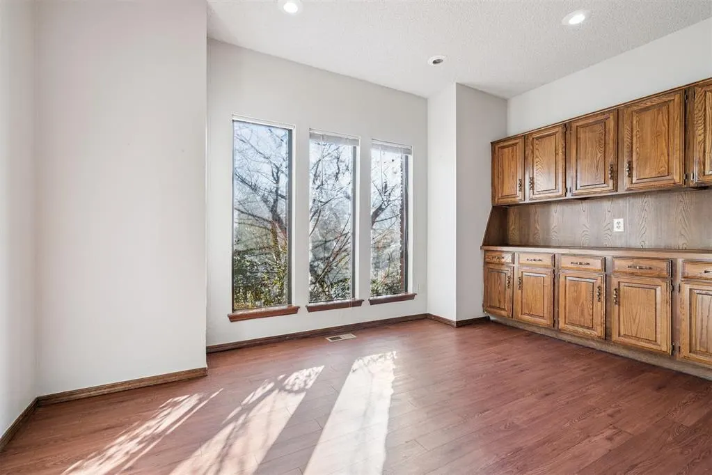Photo 37 — 11608 Kings Circle, Oklahoma City, OK 73162