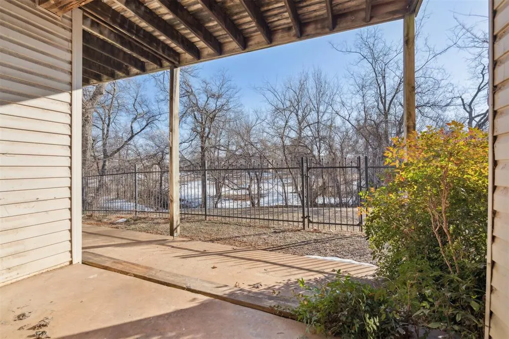 Photo 41 — 11608 Kings Circle, Oklahoma City, OK 73162