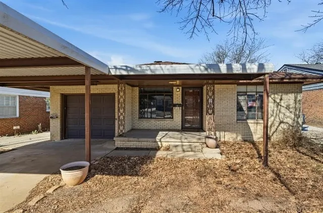 Photo 2 — 2517 NW 34th Street, Oklahoma City, OK 73112