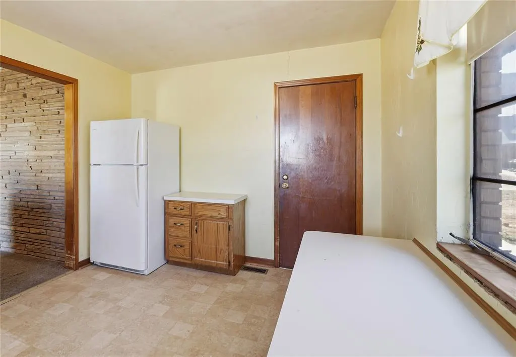 Photo 10 — 2517 NW 34th Street, Oklahoma City, OK 73112