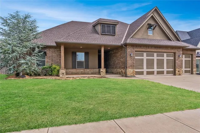 Photo 2 — 205 NW 152nd Street, Edmond, OK 73013