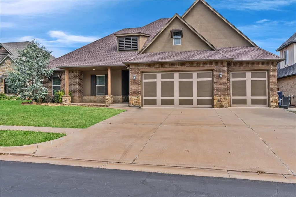 Photo 4 — 205 NW 152nd Street, Edmond, OK 73013