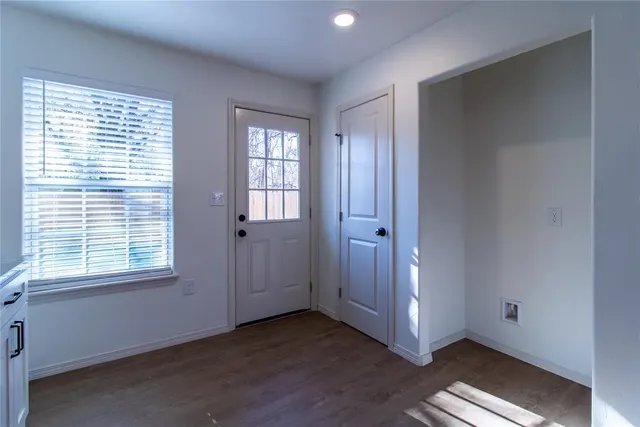 Photo 7 — 4408 E Reno Avenue, Oklahoma City, OK 73117
