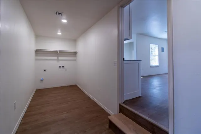 Photo 8 — 4408 E Reno Avenue, Oklahoma City, OK 73117