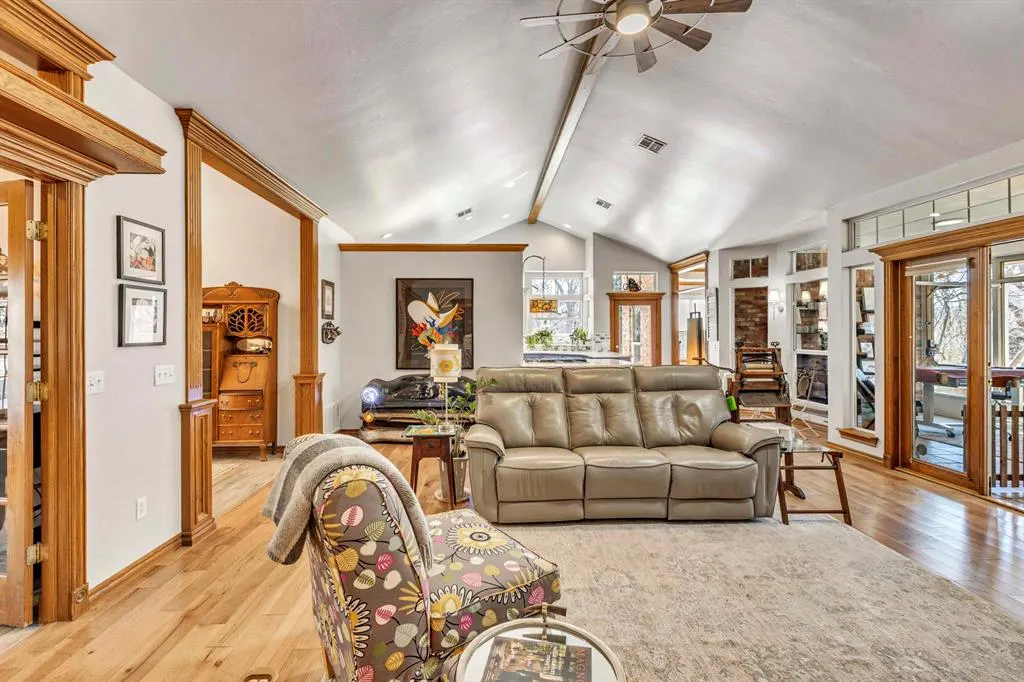 Photo 11 — 11001 Goldleaf Lane, Oklahoma City, OK 73131
