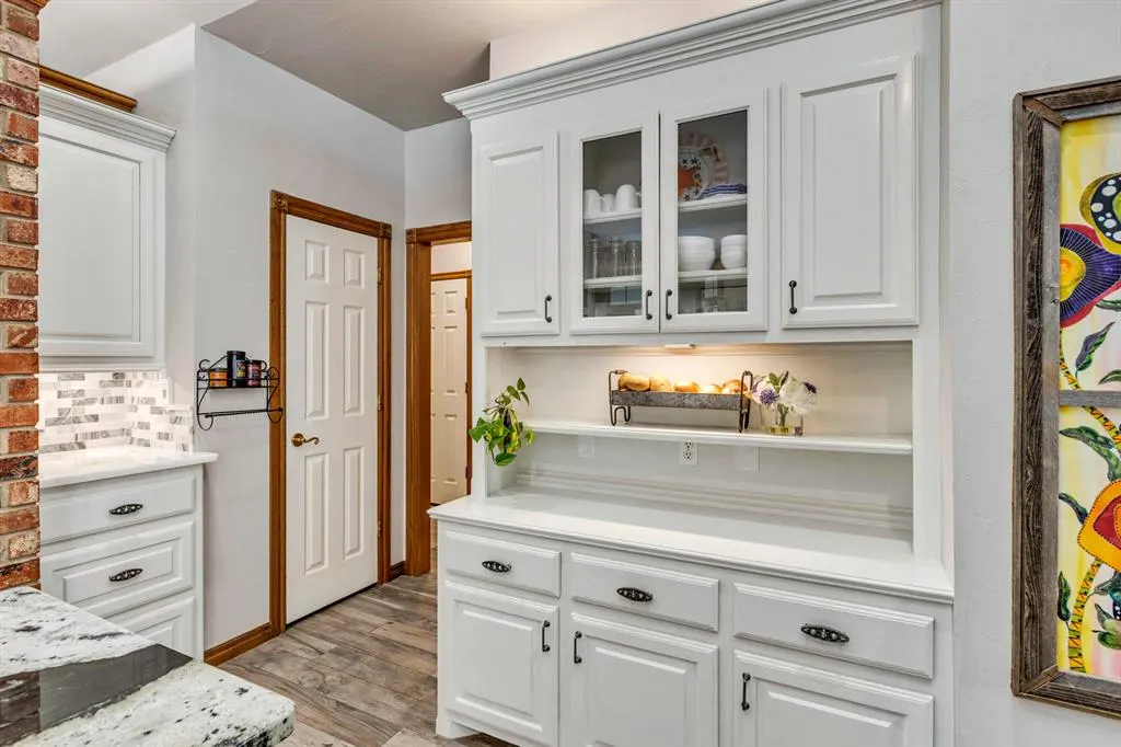 Photo 13 — 11001 Goldleaf Lane, Oklahoma City, OK 73131