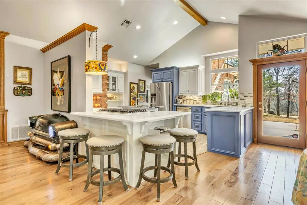 Photo 16 — 11001 Goldleaf Lane, Oklahoma City, OK 73131