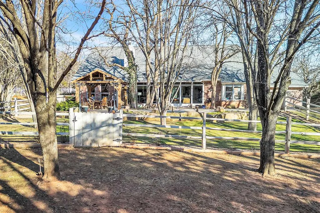 Photo 37 — 11001 Goldleaf Lane, Oklahoma City, OK 73131