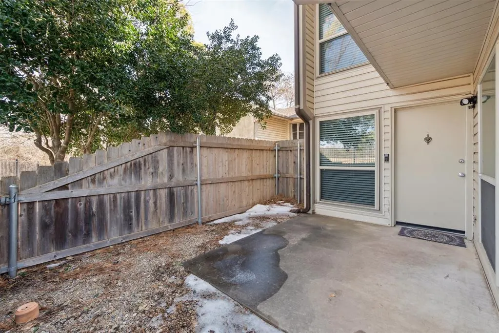 Photo 4 — 821 Cardinal Creek Boulevard 821, Norman, OK 73072