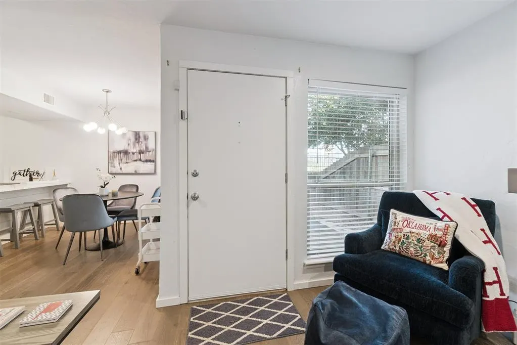 Photo 6 — 821 Cardinal Creek Boulevard 821, Norman, OK 73072